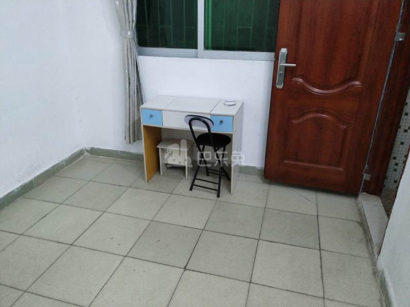 棠溪村岗贝西一巷18号5244031客厅图6