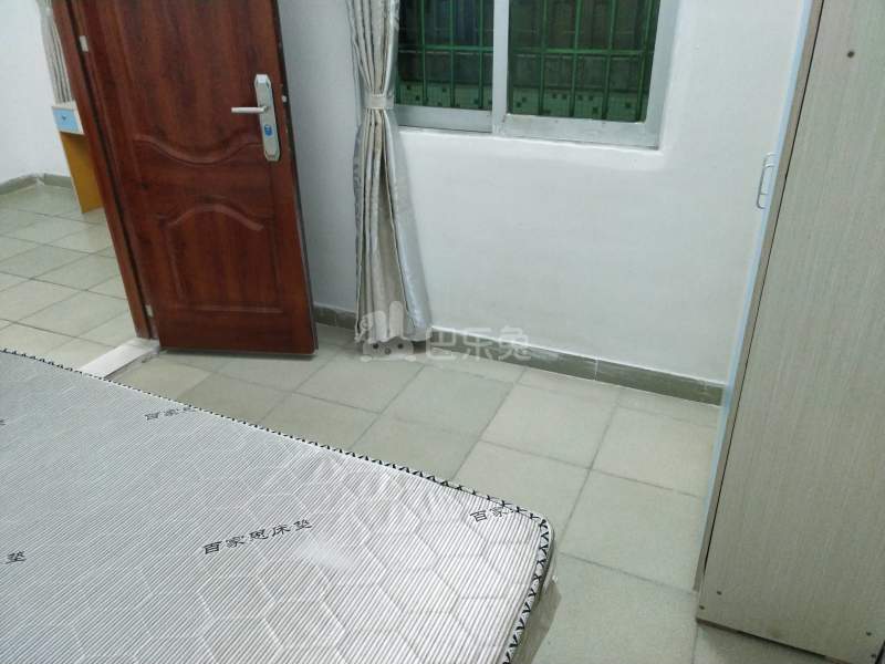 棠溪村岗贝西一巷18号5244031卧室图2