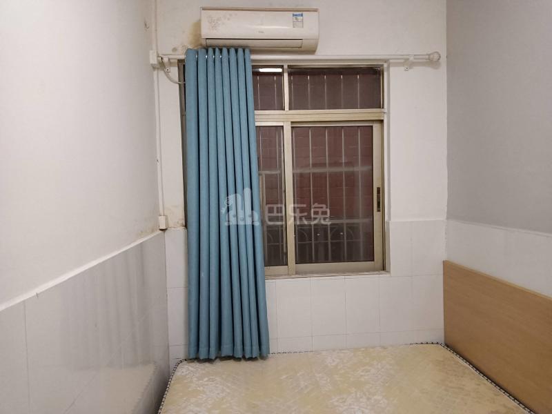 车陂西华新村南三巷6号5245301卧室窗户图9