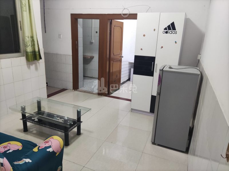 岗贝村西六巷7号之一5246572客厅图5