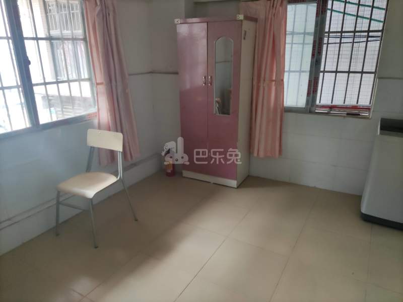 岗贝村西五巷19之一5246771客厅图4