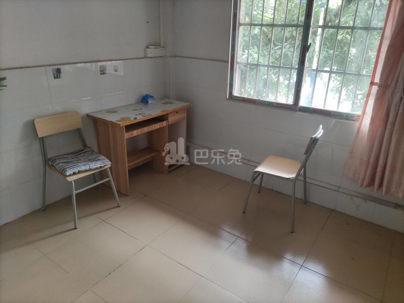 岗贝村西五巷19之一5246771客厅图5