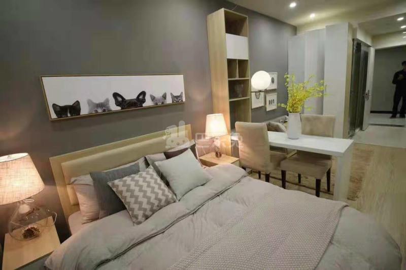 哈租客公寓(中大银泰城店)5279426卧室图3