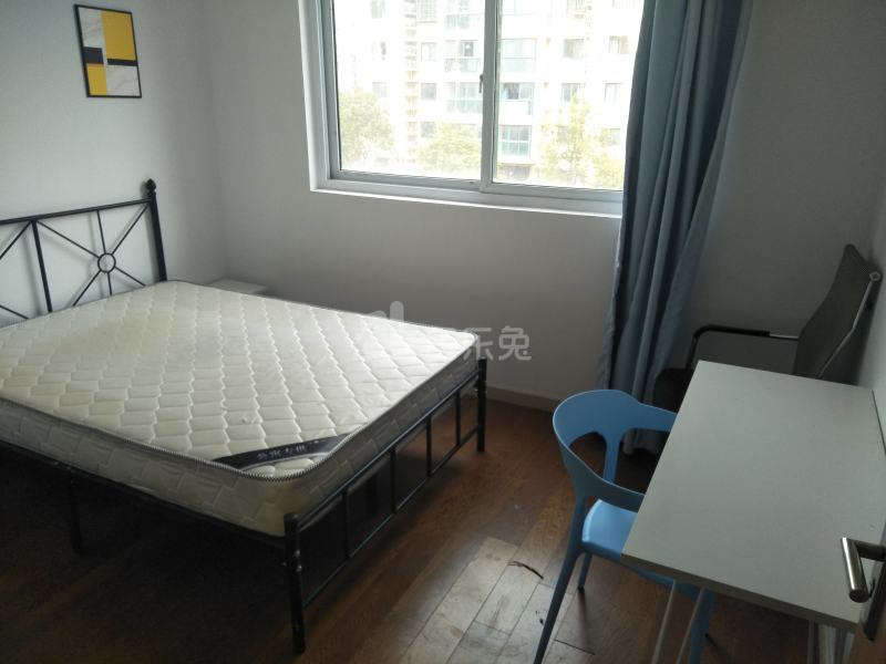 骏苑2期5283299卧室图4