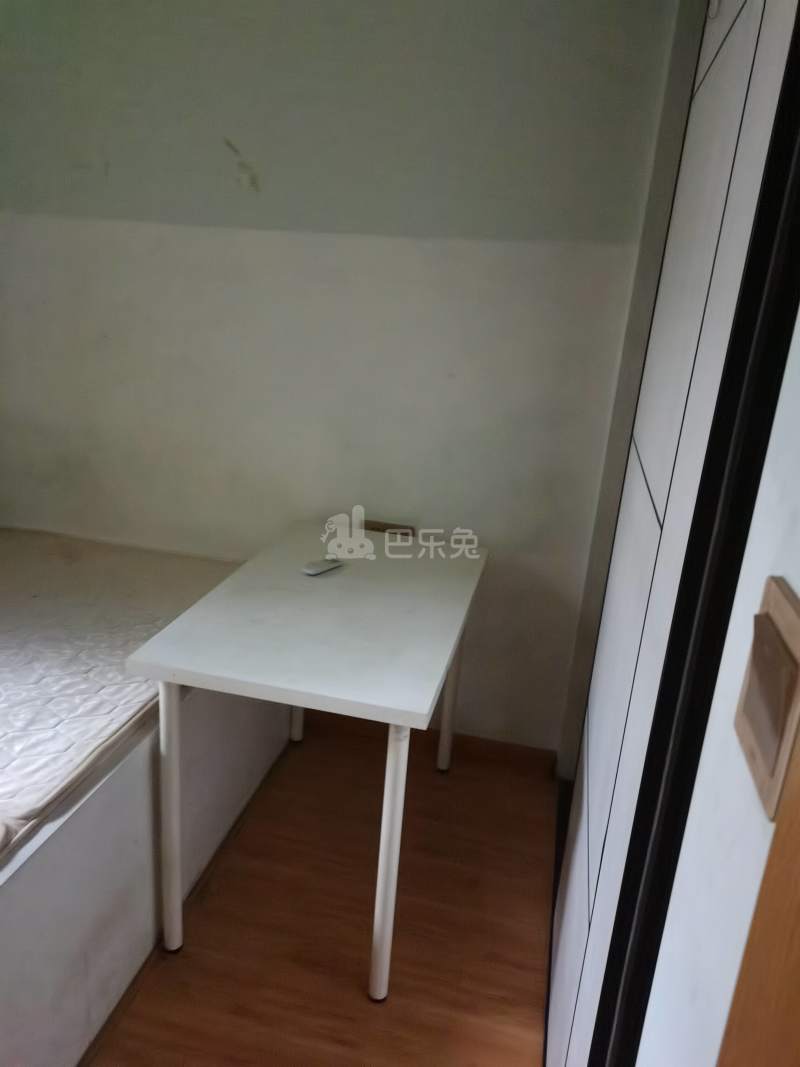 融创瑷颐湾5296049卧室图3