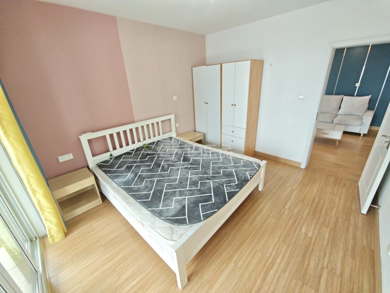 绿地滨江雅苑5322547卧室图1