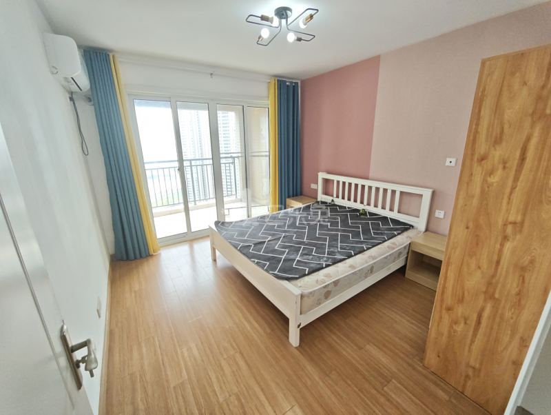 绿地滨江雅苑5322547卧室图0