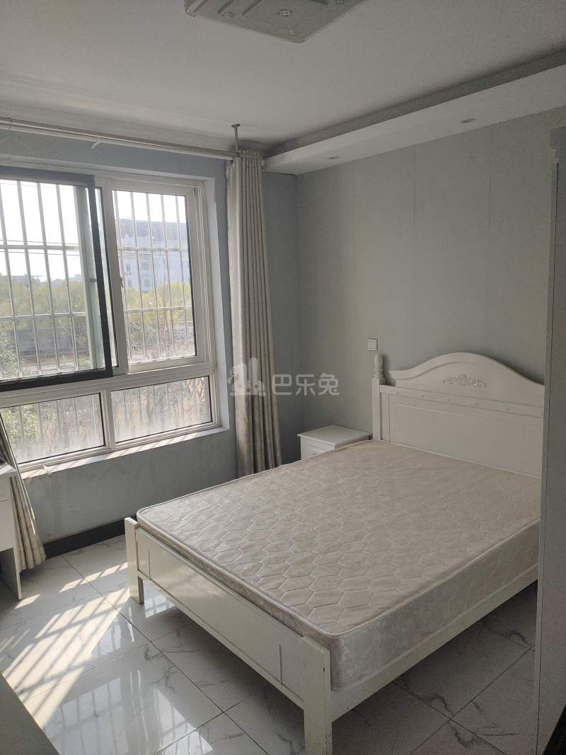 中星海兰苑5330207卧室图0