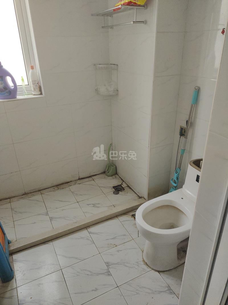 中星海兰苑5330207卫生间图8