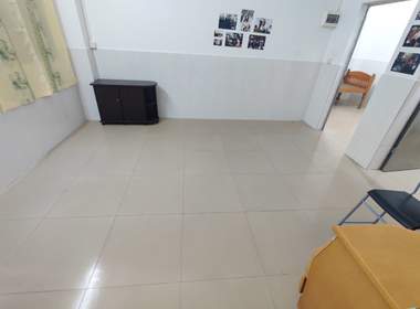 黄村南胜里上一巷13号 