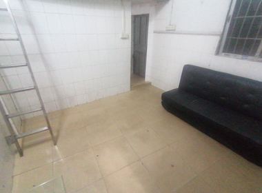 黄村石门里三巷9号 