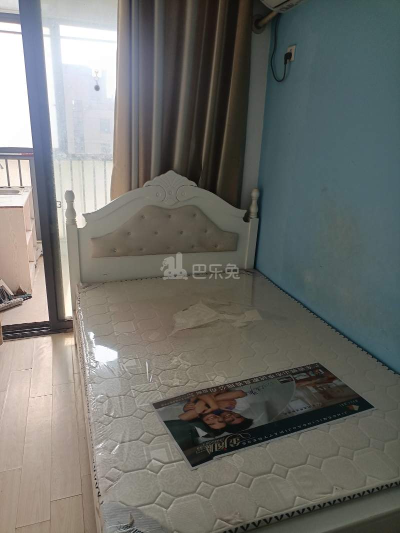 翁梅新苑三区5355254卧室图0