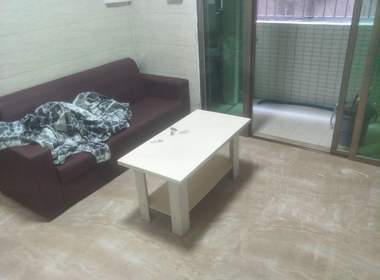 蓝爵公寓（嘉禾望岗维底巷14号） 1室1厅1卫