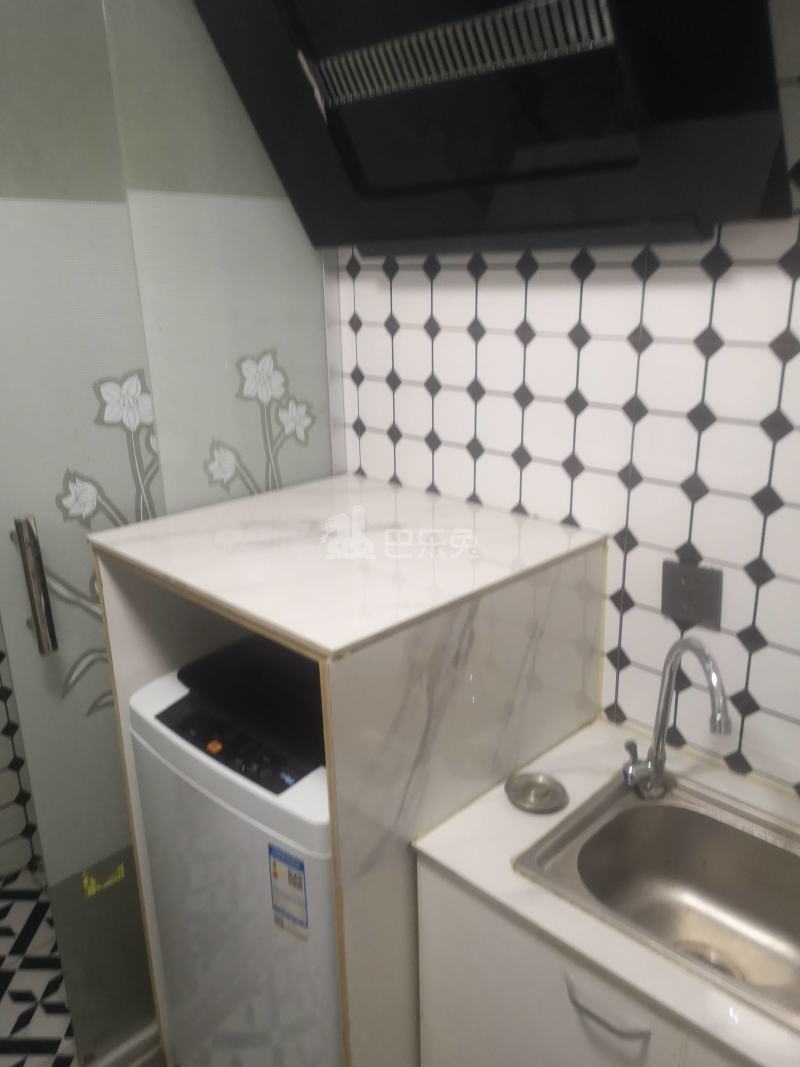 白杨小区5368537厨房图0