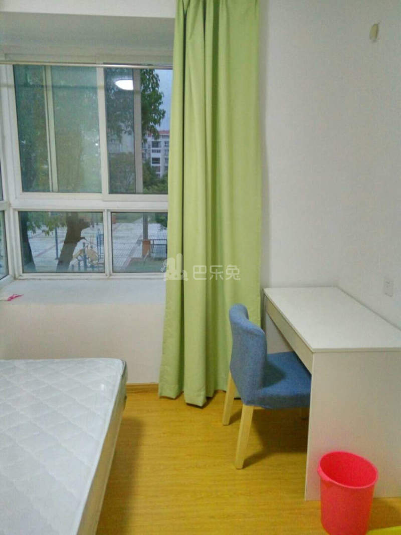 景舒苑六村5376982卧室图0