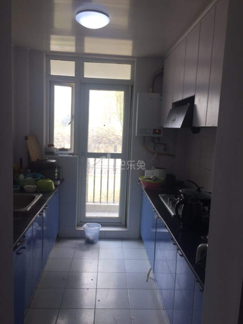 景舒苑六村5376982厨房图3