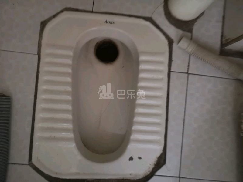 燕塘银定塘前街17号5380430卫生间图6