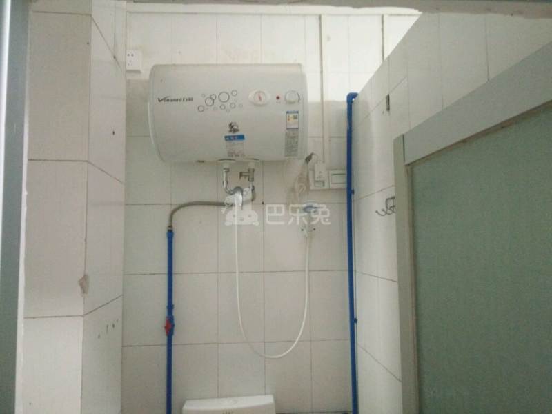 燕塘银定塘前街83号5380489卫生间图9