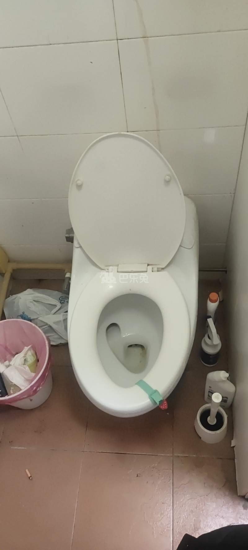 宏润国际花园东区5389478卫生间图7