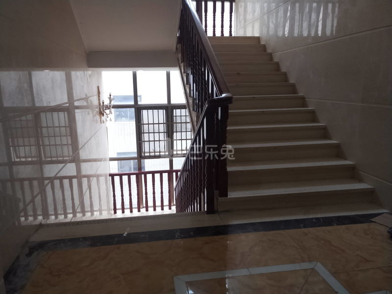 龙诚汇物业（龙洞村龙洞山庄一街4号）5393034周边环境图36