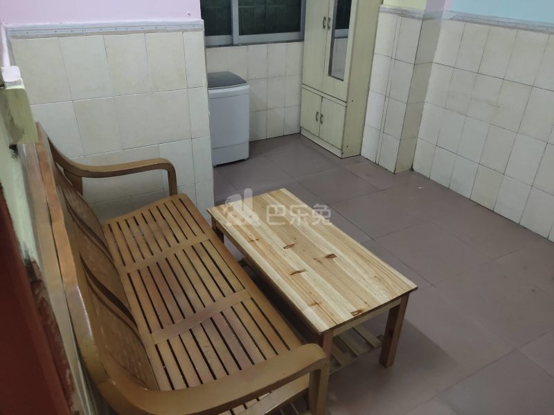 江夏村大塘四巷2号5400583卧室图6