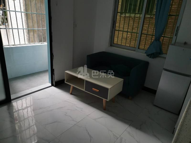 下元岗东街六巷1号之一5401370客厅图1