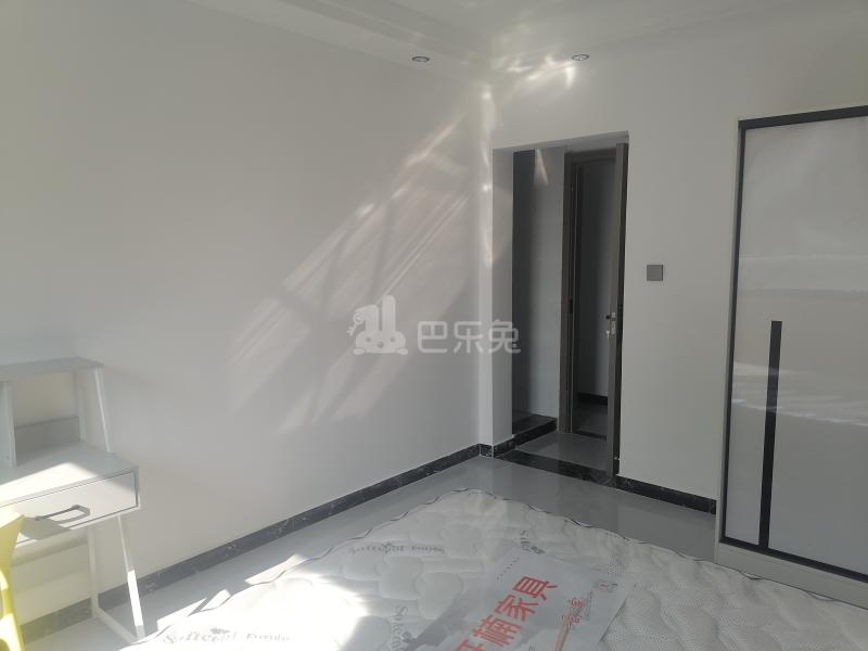 龙悦小区1区540520卧室图2