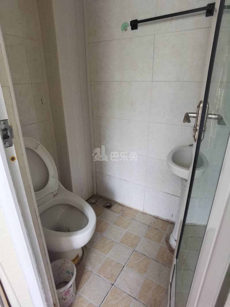 金地玺华邨（金地自在城四期）5418881卫生间图5