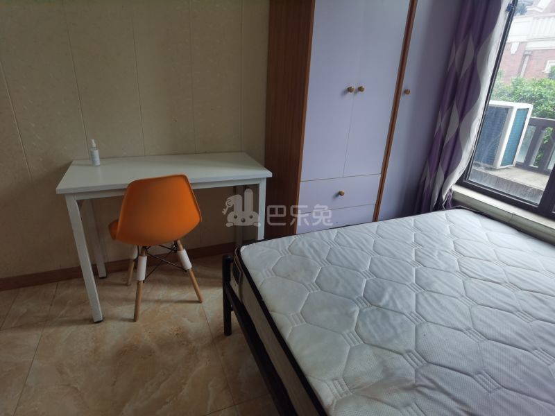 金地玺华邨（金地自在城四期）5418881卧室图1