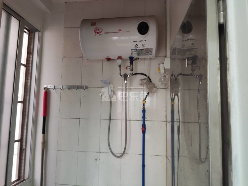 棠溪中约西街三号之一5422568卫生间图3