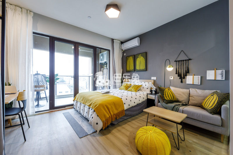 龙湖伟业冠寓苏州高新路店5426870卧室图12