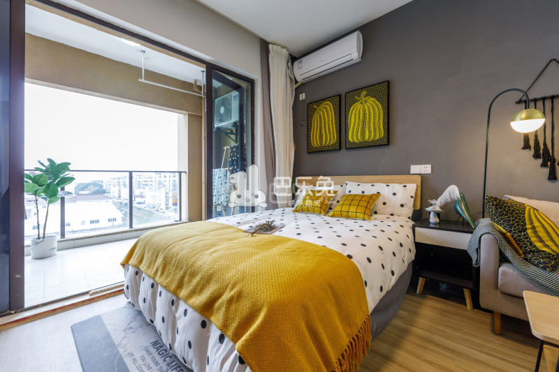 龙湖伟业冠寓苏州高新路店5426870卧室图6