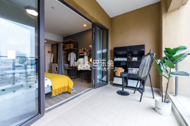 龙湖伟业冠寓苏州高新路店5426870卧室图5