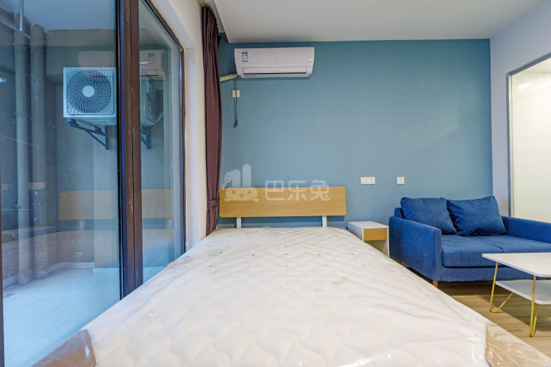 龙湖伟业冠寓苏州高新路店5426873卧室图5