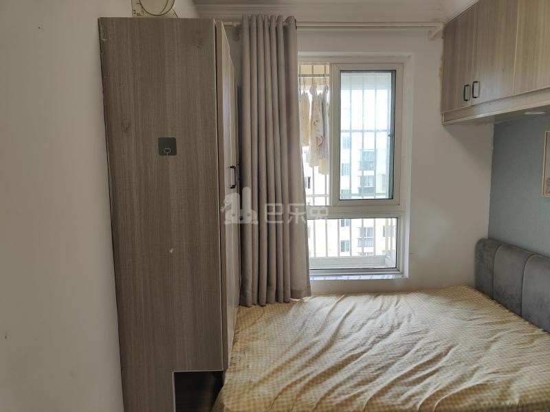 高行绿洲五期543894卧室窗户图12