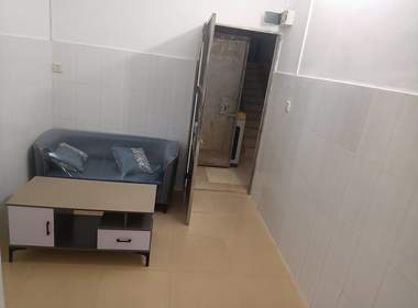 三元里棠下南街六巷19号 1室1厅1卫