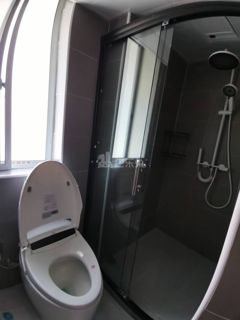 江桥一村545537卫生间图6