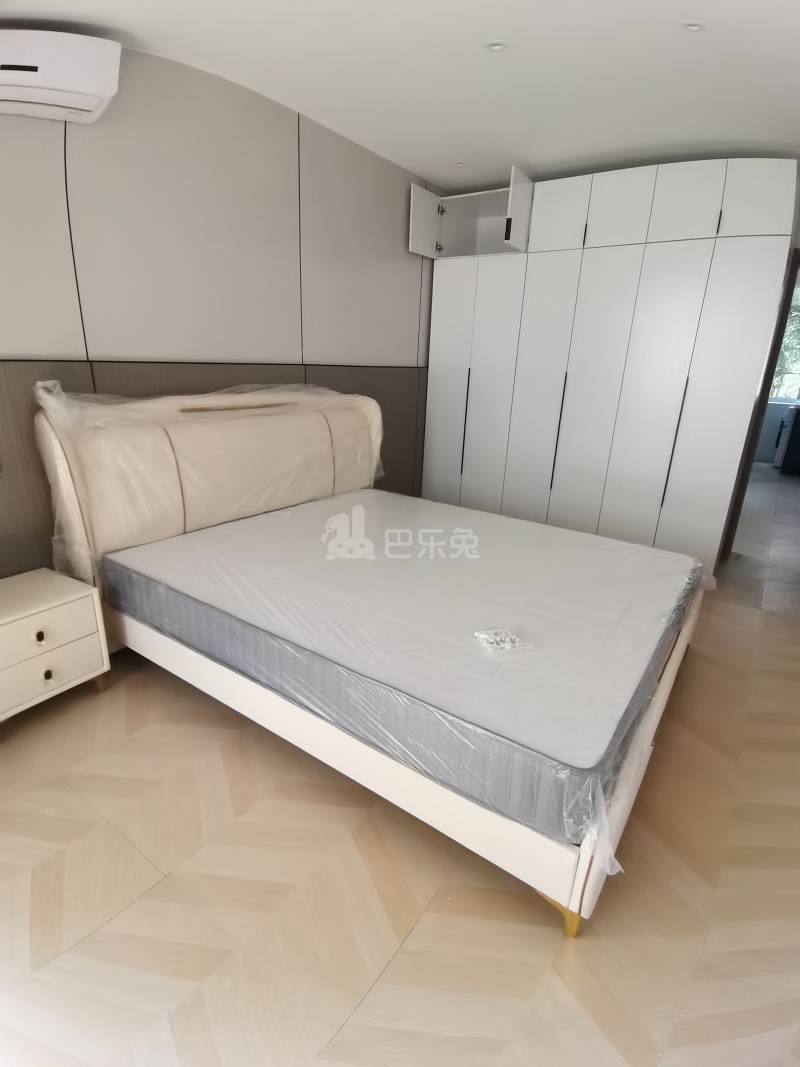 江桥一村545537卧室图0