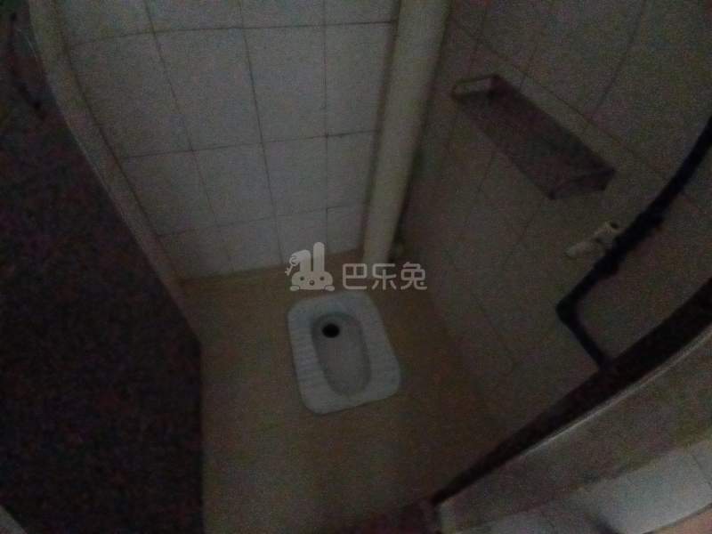 长湴东街十九巷7号5468816卫生间图11