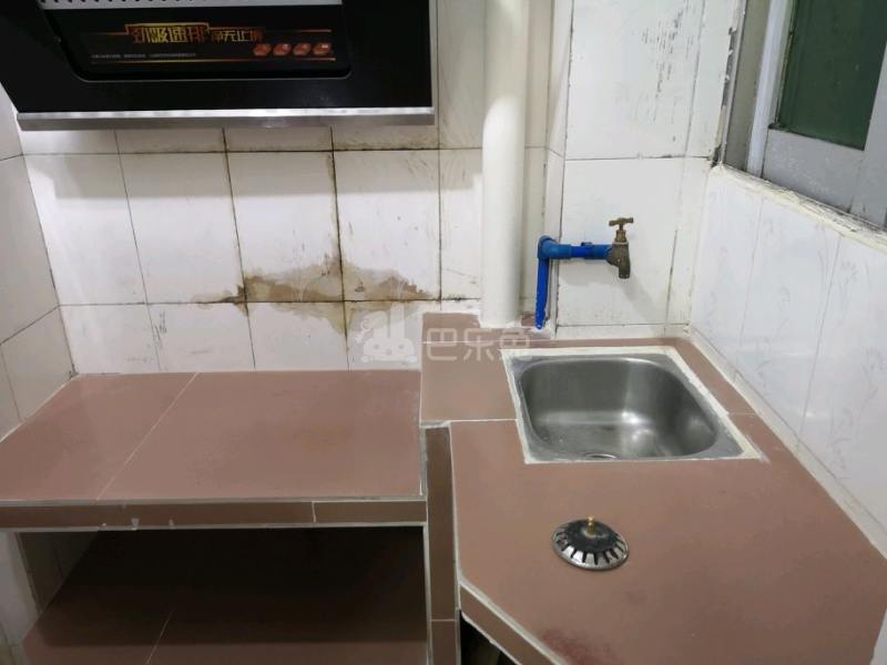 长湴东街十九巷7号5468816厨房图10