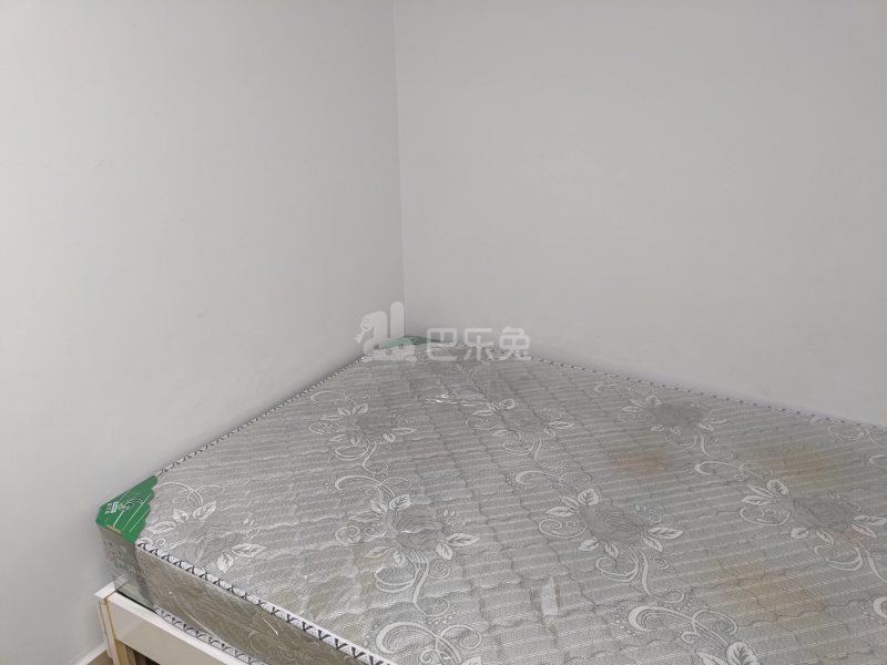 江夏村西头大街4号5473812卧室图0