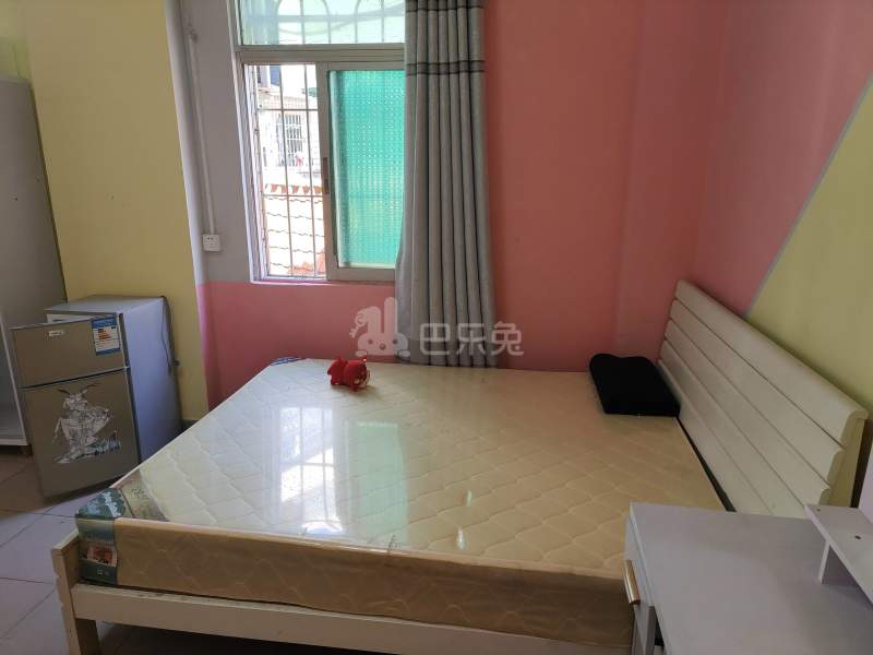 同和大陂村大陂南路30号5476611卧室图3