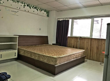 航宇公寓 1室0厅1卫