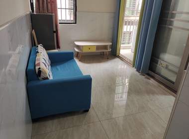 富山路一街37号 1室1厅1卫