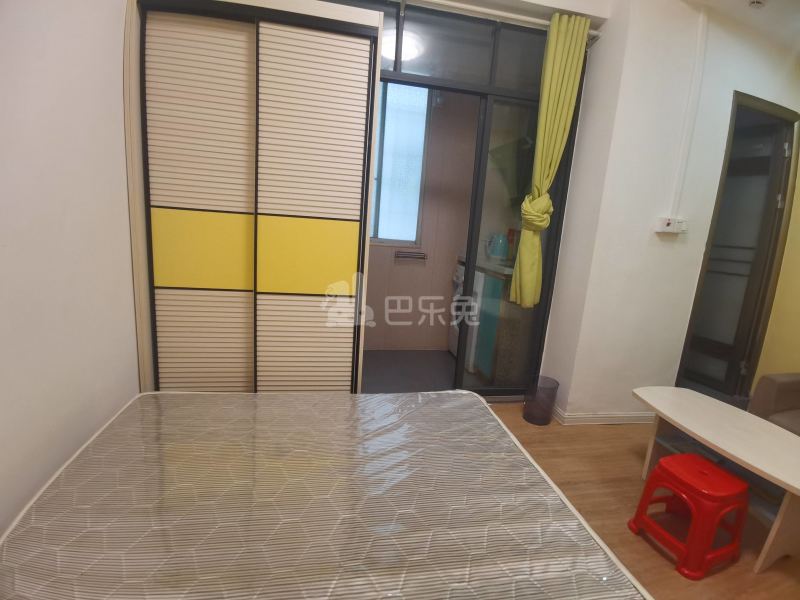 窝儿青年社区（嘉禾鹤龙联边尹边联兴一横路7号）5482970卧室图3