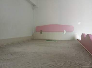 窝儿青年社区（嘉禾鹤龙联边尹边联兴一横路7号） 1室1厅1卫