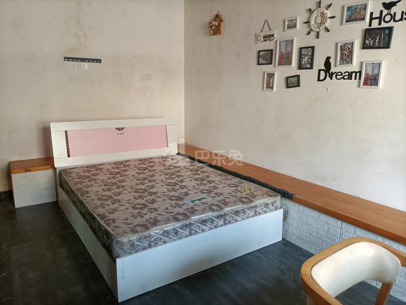 海德花园5491368卧室图0