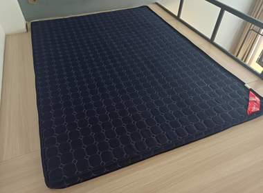 百合白领公寓（前进街道东村塘街四巷1号） 1室0厅1卫