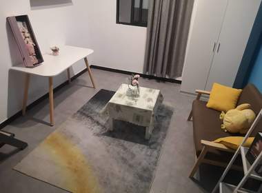 百合白领公寓（前进街道东村塘街四巷1号） 1室0厅1卫