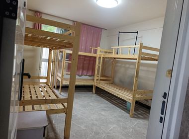 逸仙路1321弄3支弄小区 3室0厅1卫